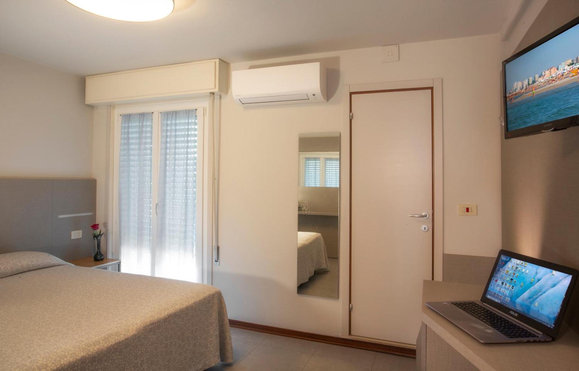 Hotel Norma Misano Adriatico Bilik gambar
